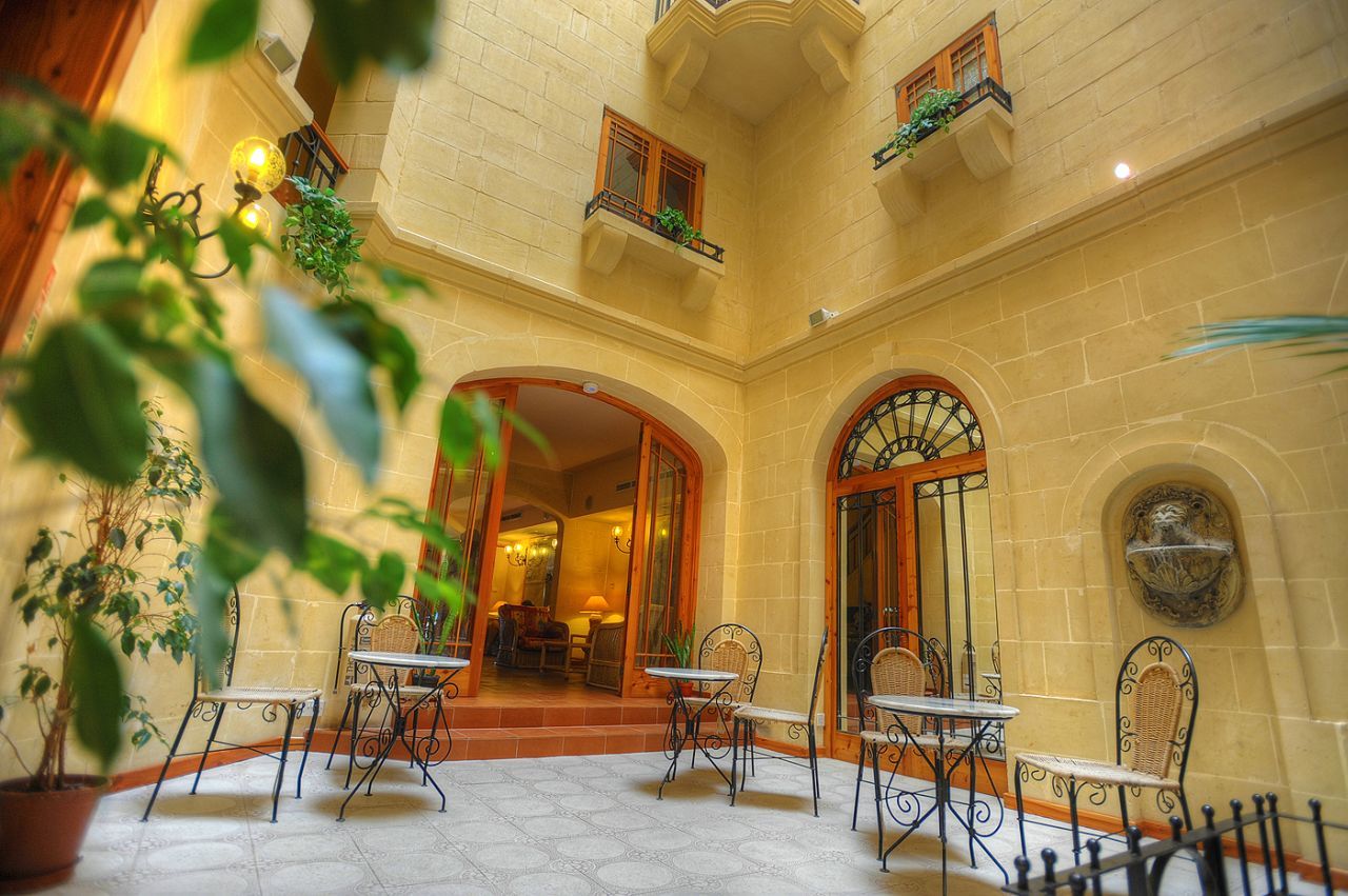 St. Patrick'S Hotel Xlendi Zewnętrze zdjęcie